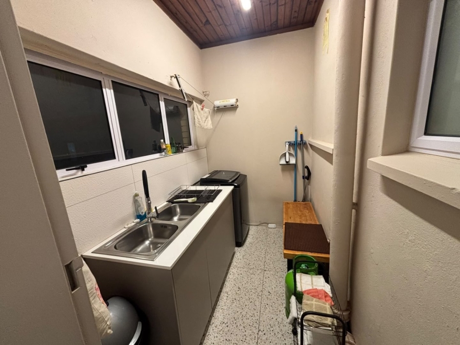 To Let 2 Bedroom Property for Rent in Oostersee Western Cape